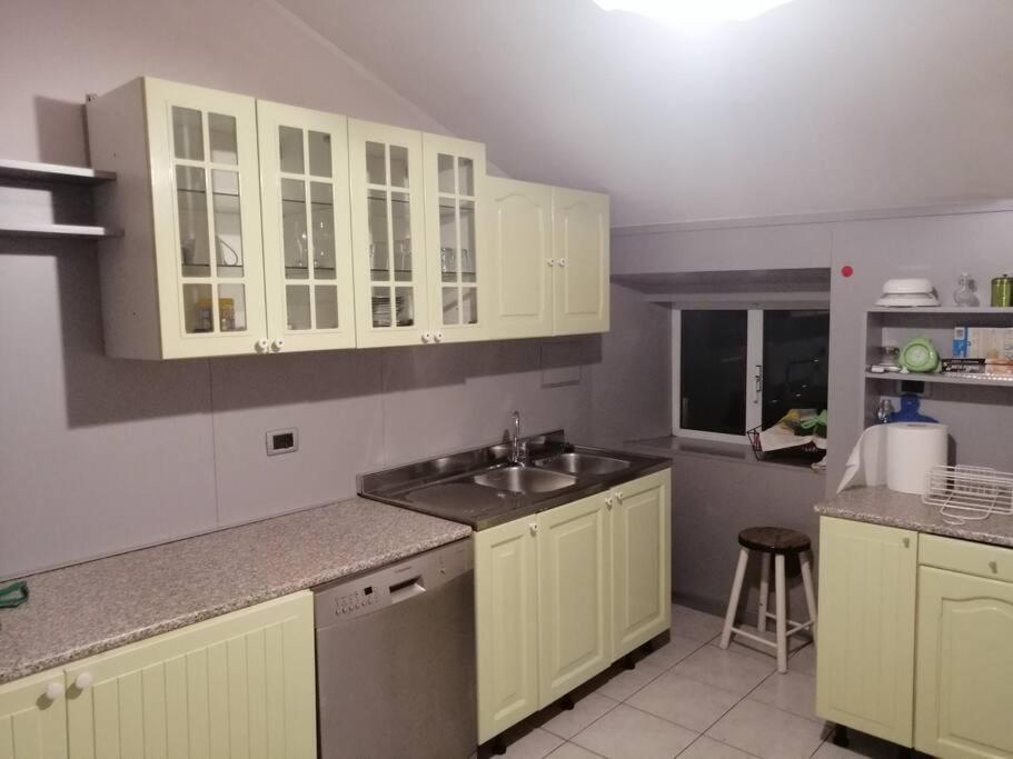 Spacious Attic Apartment Kandler Трієст Екстер'єр фото