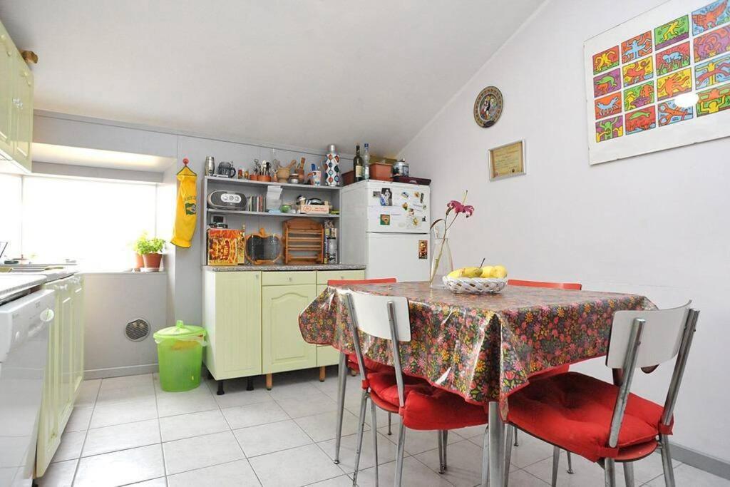 Spacious Attic Apartment Kandler Трієст Екстер'єр фото
